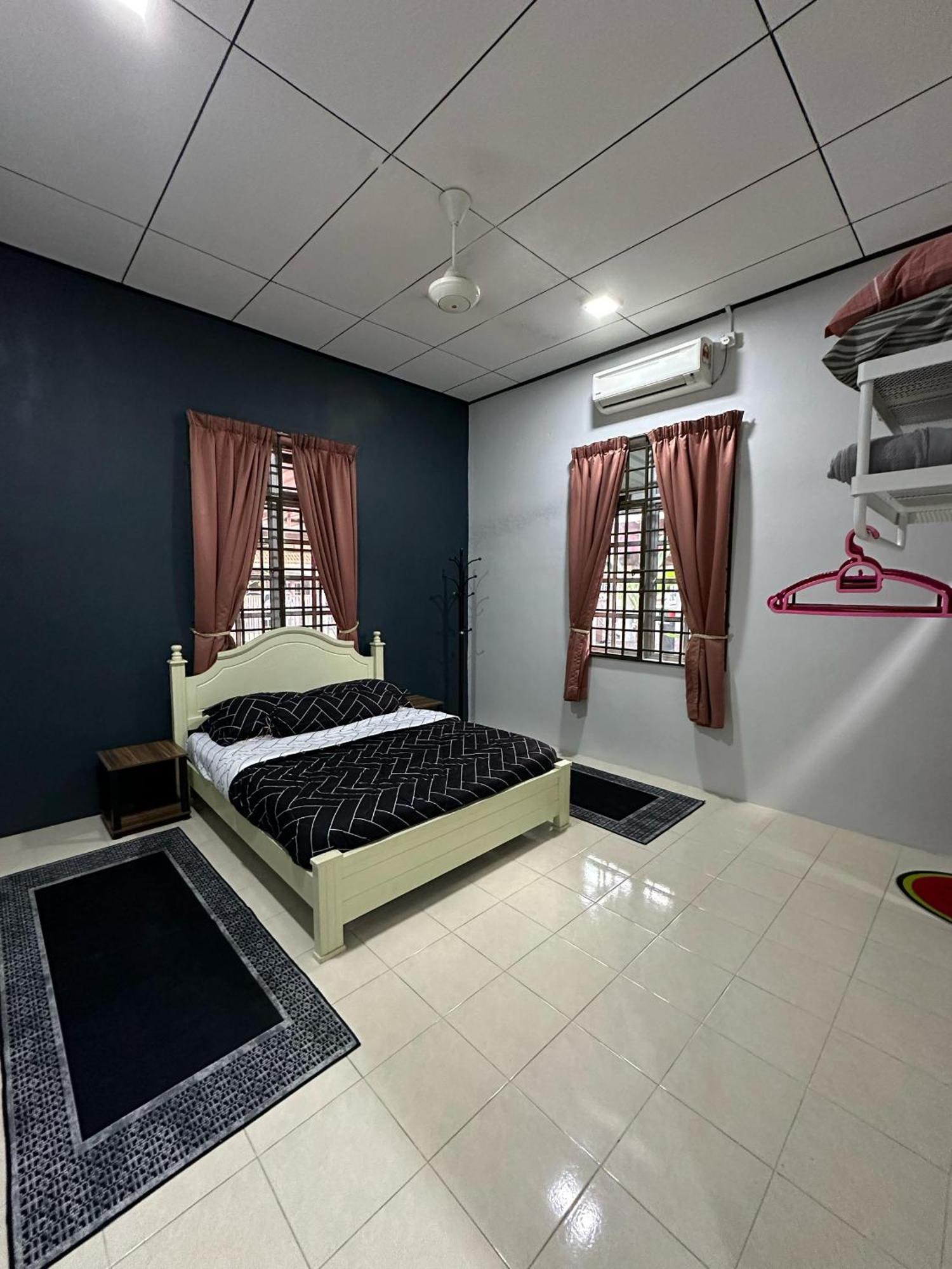 Homestay Izhan Bandar Kuala Terengganu Kültér fotó